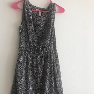 Forever 21 Black and White Patterned Dress